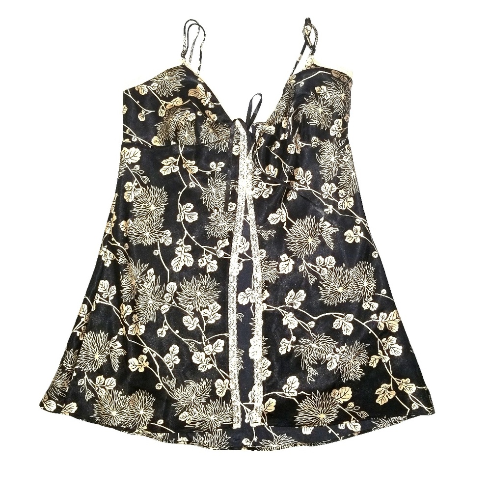 Victoria's Secret floral chemise